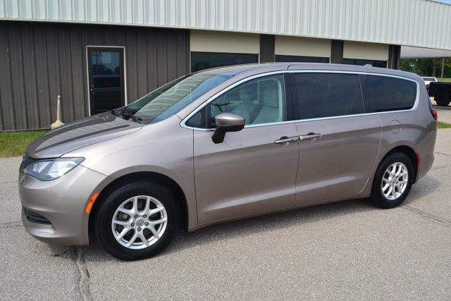 2017 Chrysler Pacifica LX