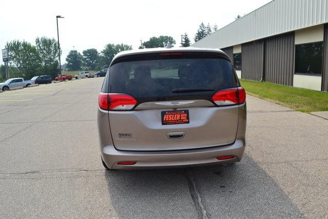 2017 Chrysler Pacifica LX
