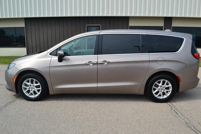 2017 Chrysler Pacifica LX