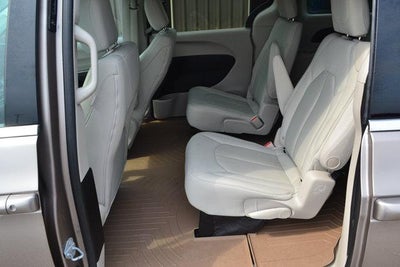 2017 Chrysler Pacifica LX