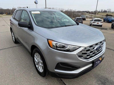 2022 Ford Edge SE