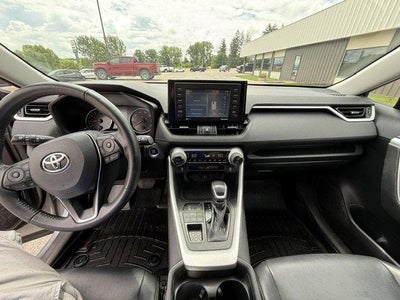 2020 Toyota RAV4 XLE Premium
