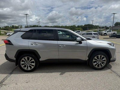 2020 Toyota RAV4 XLE Premium