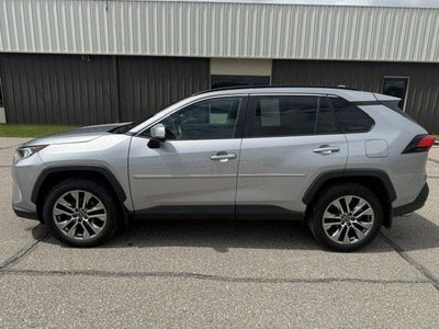 2020 Toyota RAV4 XLE Premium