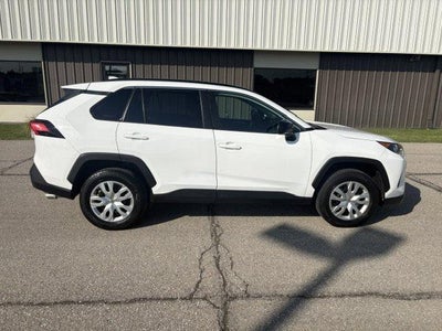 2020 Toyota RAV4 LE