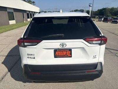 2020 Toyota RAV4 LE