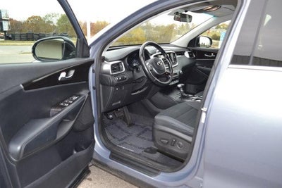 2020 Kia Sorento S V6